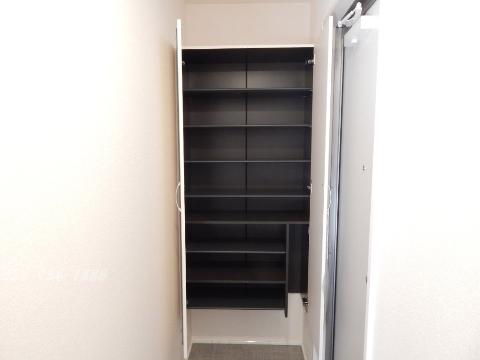 玄関　玄関（イメージ）