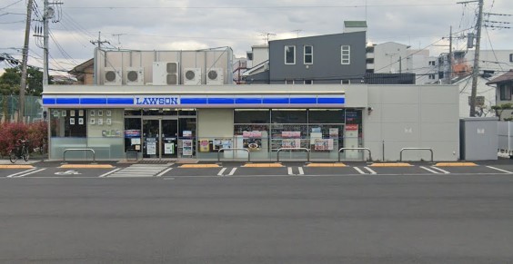 コンビニ　ローソン 伊勢原東成瀬西店（コンビニ）まで419m