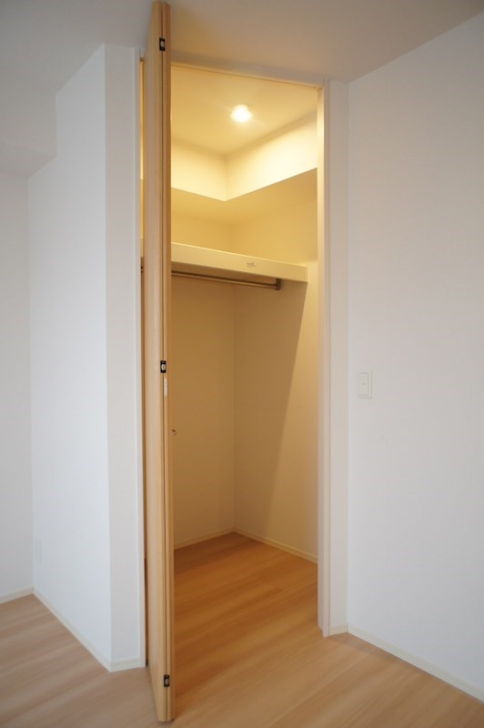 収納　ウォークインクローゼット