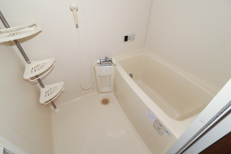 バス・シャワールーム　図面と現状に相違がある場合には現状を優先