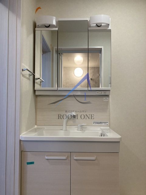 洗面設備　洗面台です。