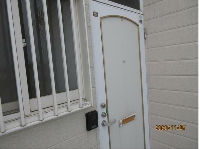 玄関　参考画像