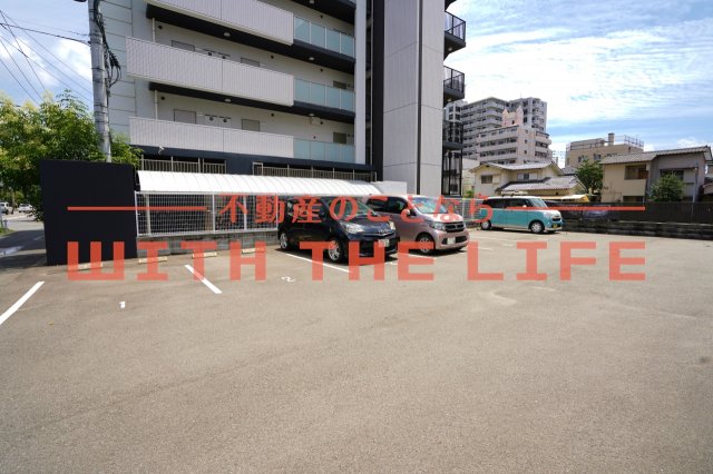 駐車場　駐車場完備です