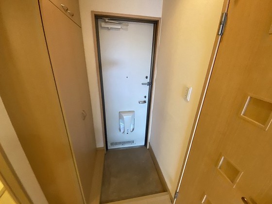玄関　※別部屋の写真です