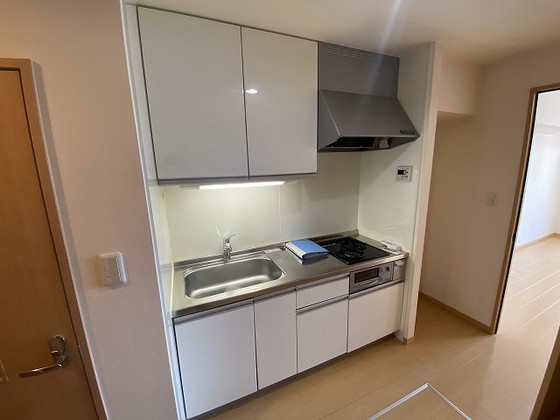 キッチン　※別部屋の写真です