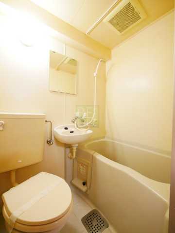 バス・シャワールーム　別部屋参考写真