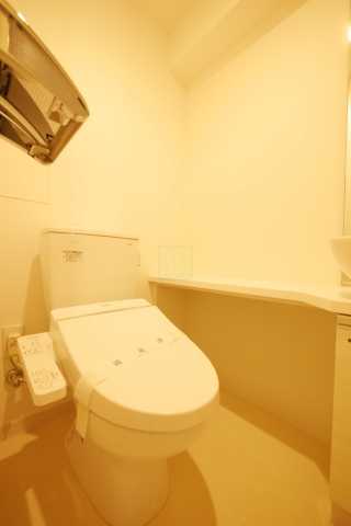 トイレ　クレイシア巣鴨駅前のトイレ