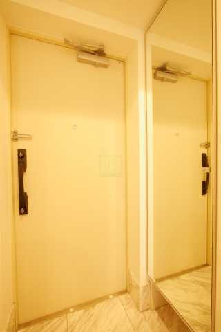 玄関　クレイシア巣鴨駅前の玄関