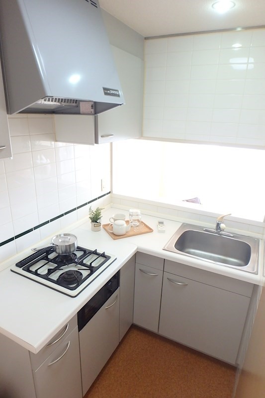 キッチン　モデルルーム写真※家具は付きません