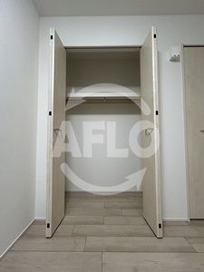 収納　フジパレス城東東中浜III番館　クローゼット