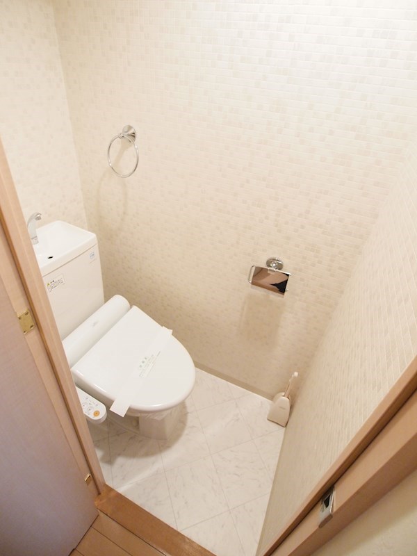 トイレ　ウォシュレット付きのトイレです。