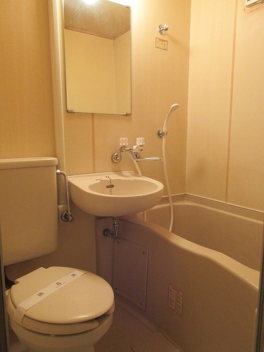 バス・シャワールーム　3点ユニット