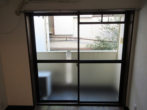 居室・リビング　洋室　別角度２