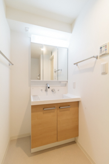洗面設備　※写真は同タイプ住戸です。