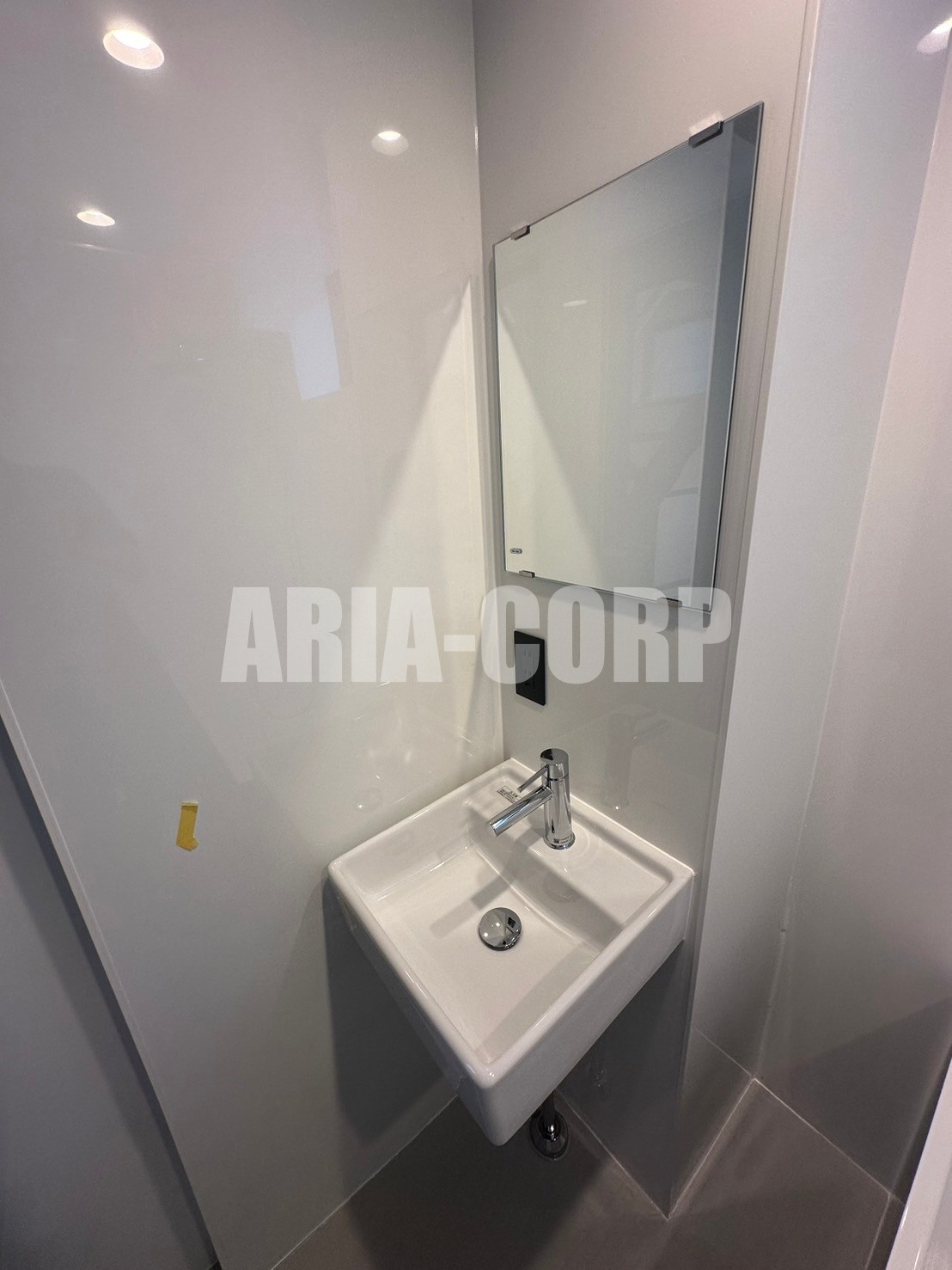 洗面設備　デザイン型洗面台◎