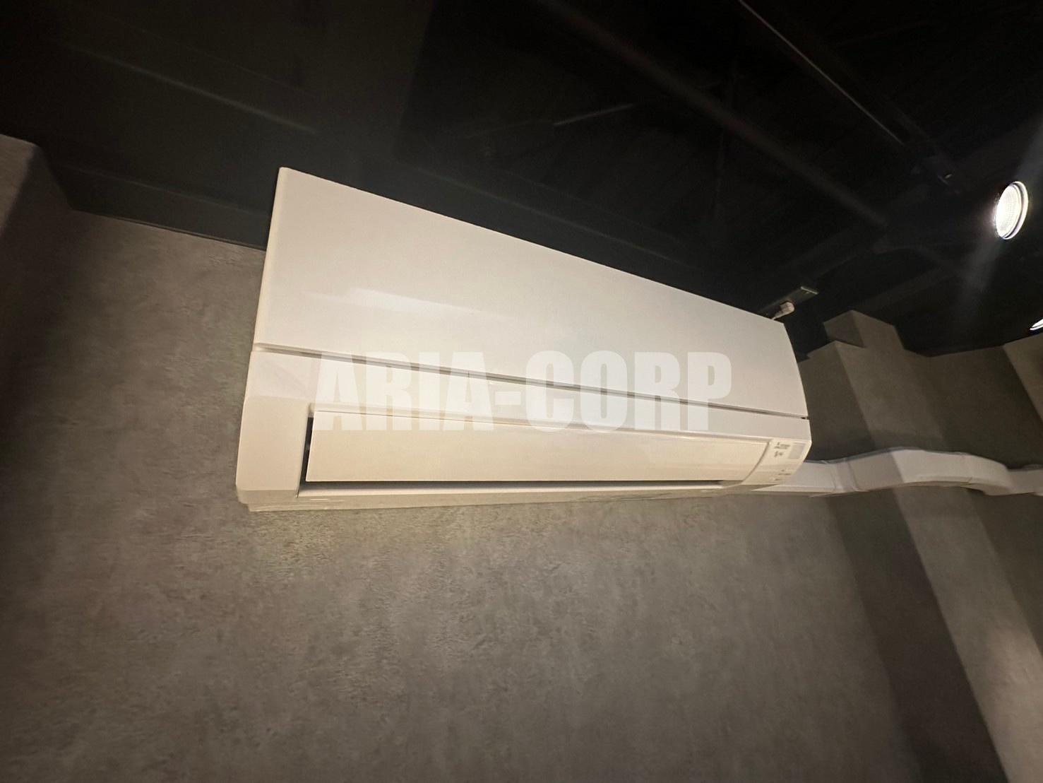 その他設備　ルームエアコンなんと2台完備♪