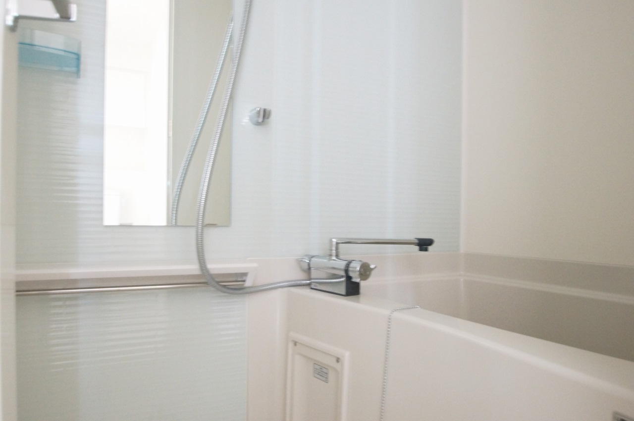 バス・シャワールーム　バスルーム