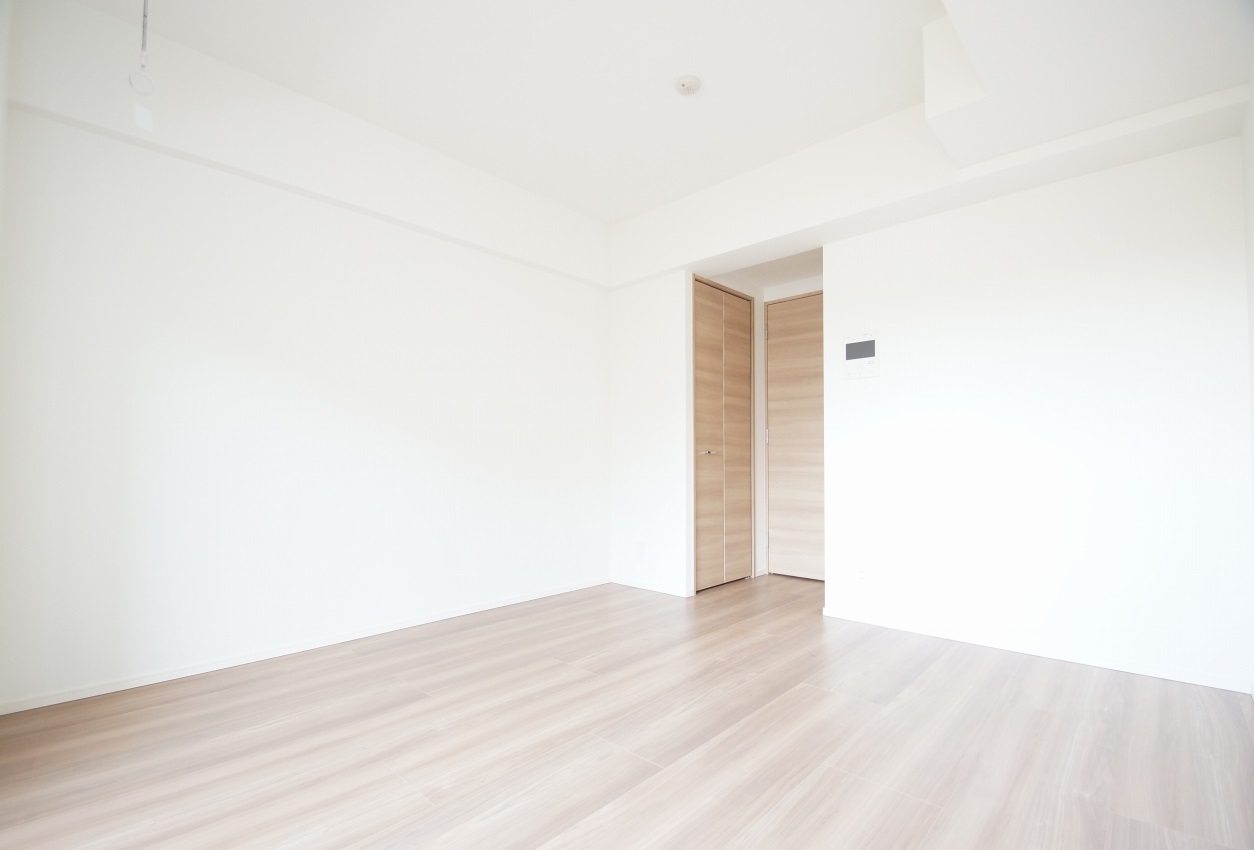 その他部屋・スペース　清潔感のあるフローリングのお部屋です