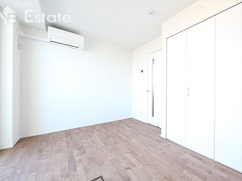 居室・リビング　内装