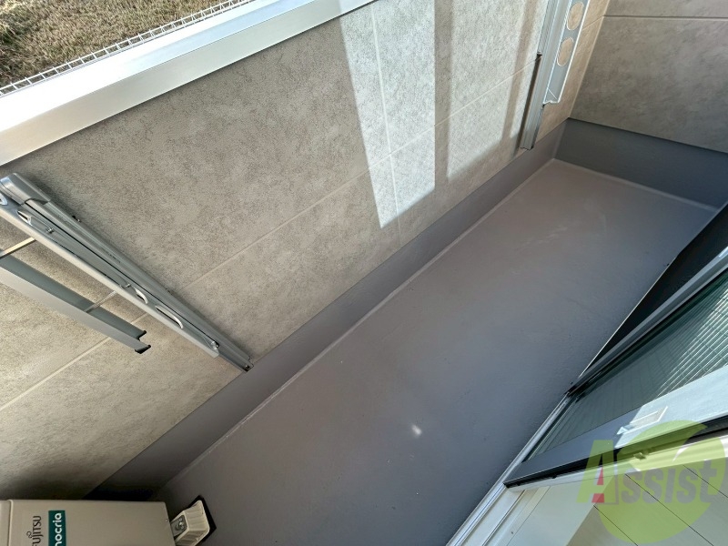 収納　こちらがバルコニーです。晴れた日は沢山洗濯物を干せそうです。