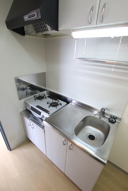 キッチン　（コンロは設備ではありません）