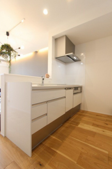 キッチン　※別部屋の写真です