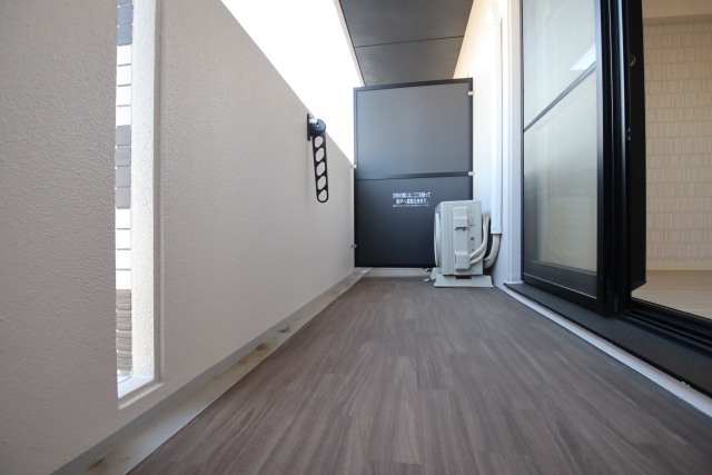 バルコニー　※別室の参考写真の為、現況優先です。