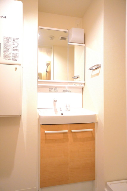 洗面設備　※写真は同タイプ住戸です。
