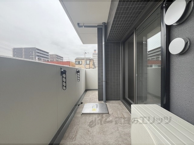 バルコニー　東側