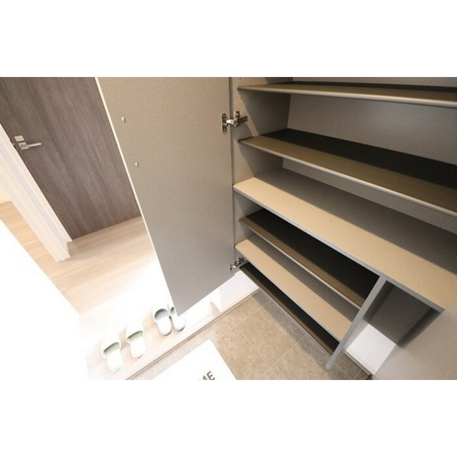 玄関　玄関がすっきり片付きますね