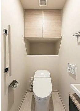 トイレ　コンパクトで使いやすいトイレです