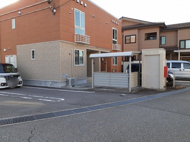 駐車場　カースペースがあります