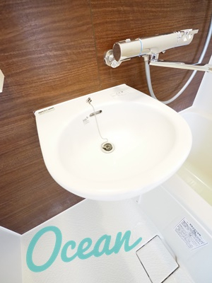 洗面設備　同一仕様写真