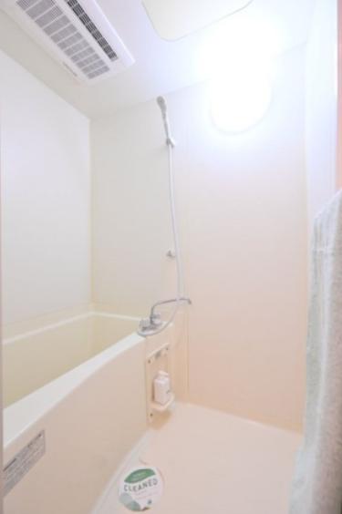 バス・シャワールーム　風呂