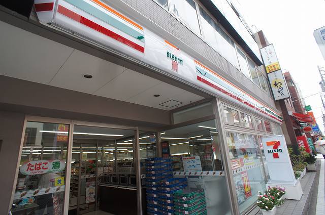 コンビニ　セブンイレブン（コンビニ）まで514m