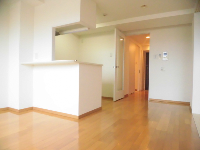 居室・リビング　以下写真は同タイプ　別居室参考写真