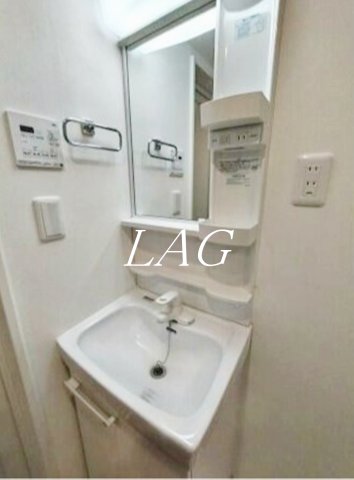 洗面設備　洗面台です。