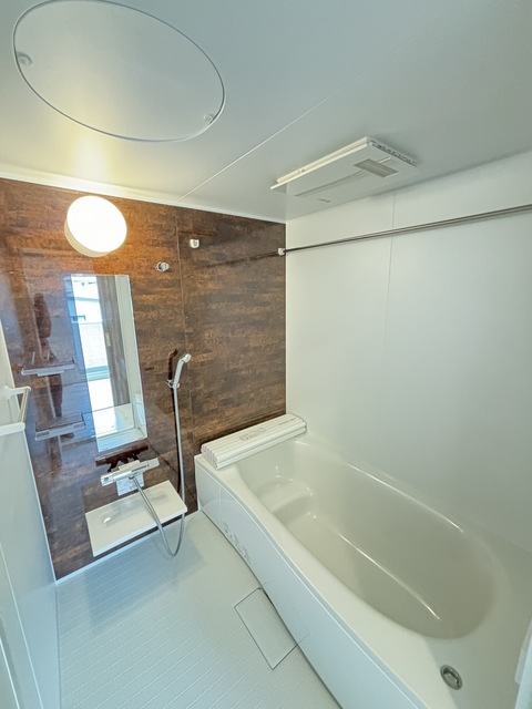 バス・シャワールーム