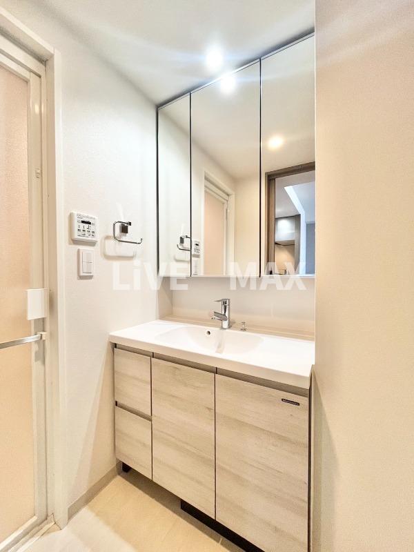 洗面設備　※別部屋参考写真使用