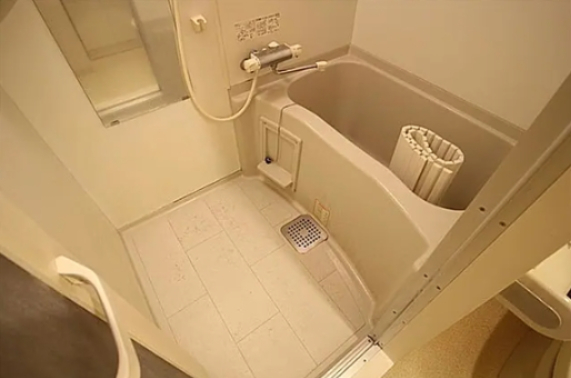 バス・シャワールーム　風呂