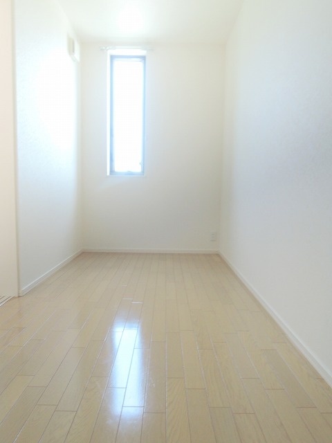 その他部屋・スペース　★明るいフローリングのお部屋です★