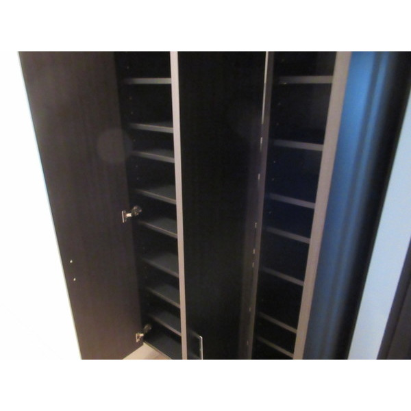 玄関　シューズボックス