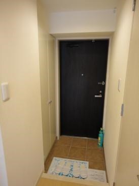 玄関　ご見学予約受付中