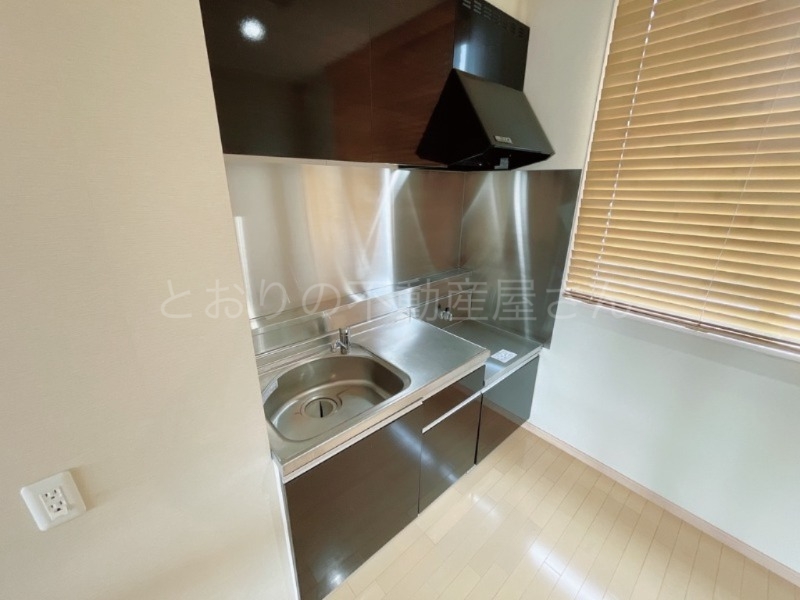 キッチン　※カラーデザインが異なる場合があります。