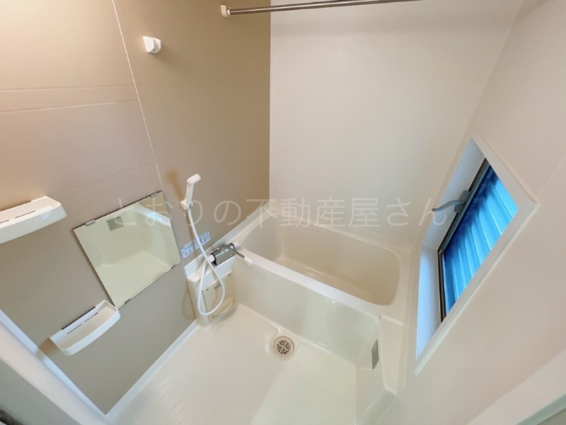 バス・シャワールーム　※カラーデザインが異なる場合があります。