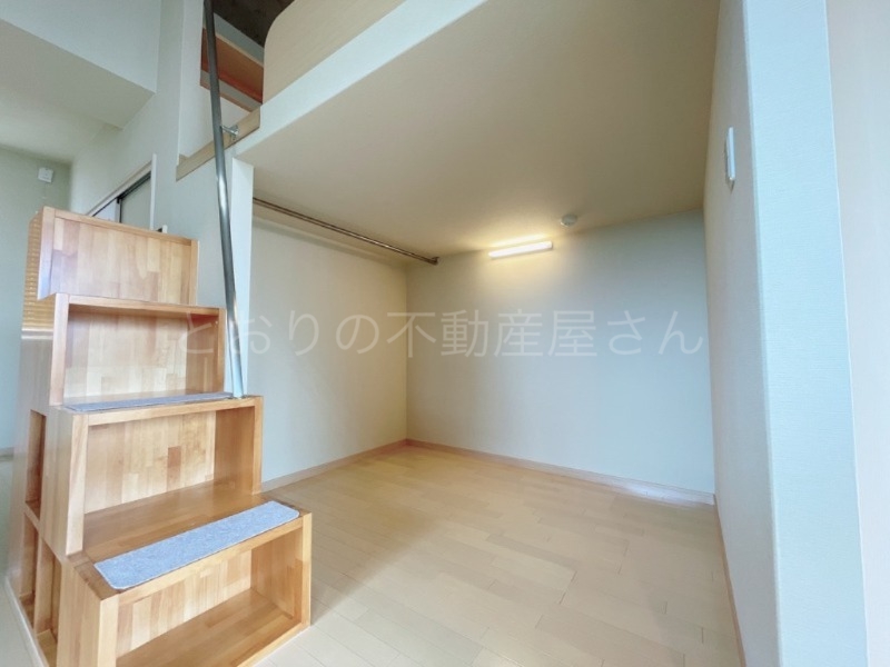 収納　※カラーデザインが異なる場合があります。