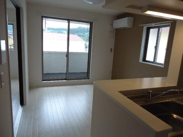 居室・リビング　リビング