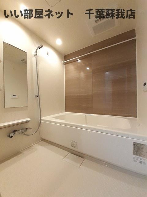 バス・シャワールーム　ゆったり過ごせるお風呂です