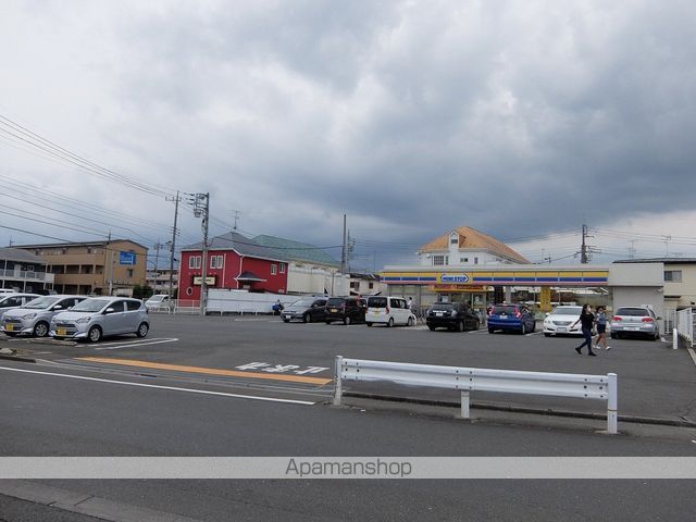 コンビニ　ミニストップ（コンビニ）まで591m