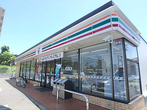 コンビニ　セブンイレブン成田飯田町西店（コンビニ）まで265m